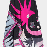 Zweiteiler aus Satin: Neckholder-Top & Midirock mit Tuchprint